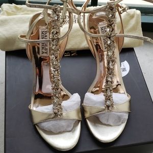 Badgley Mischka Hollow wedding heels
